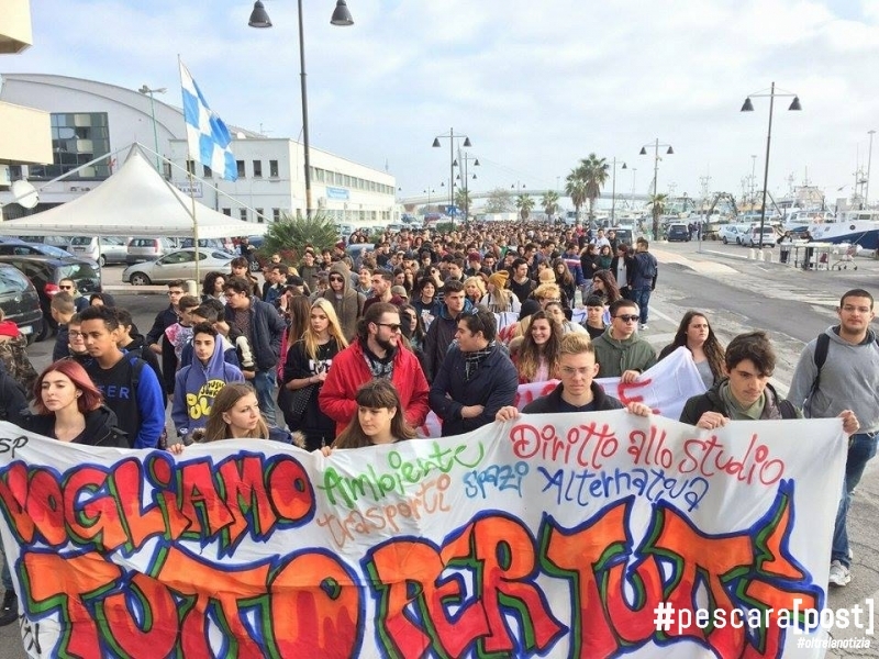 Protesta studenti pescara 17 novembre (2)
