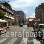 foto auto e bancarelle via D'Avalos (2)